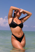 Load image into Gallery viewer, The Mayson Top | True Black